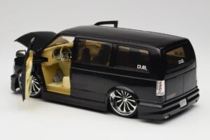 Chevrolet Astro Van Tuned Noir Jada 1:18 63122 Métal — image 5 sur 8
