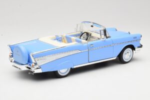 Chevrolet Bel Air Cabriolet Bleu Road Signature 1:18 55/1/0863 Métal — image 3 sur 8