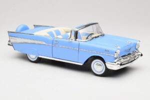 Chevrolet Bel Air Cabriolet Bleu Road Signature 1:18 55/1/0863 Métal — image 6 sur 8