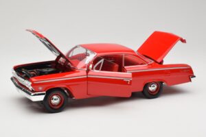 Chevrolet Bel Air Rouge Maisto 1:18 31641 Métal — image 2 sur 8