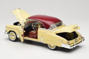 Chevrolet Bel Air Jaune & Rouge Motormax 1:18 73111 Métal — image 5 sur 8