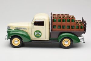 Chevrolet Brasseur Perrier Fourgonnette Vert Solido 1:18 203243 Métal — image 4 sur 8