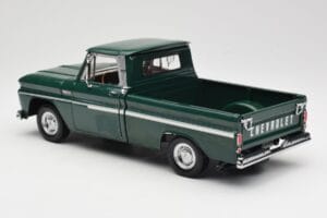 Chevrolet C-10 Vert Sun Star 1:18 1360 Métal — image 7 sur 8