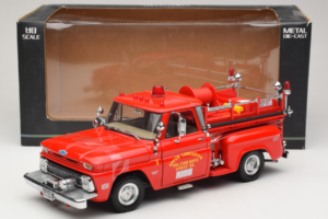 Chevrolet C-20 Fire Truck Sun Star 1:18 1383 Métal — image 6 sur 6