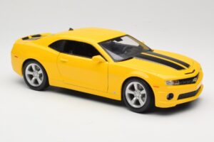 Chevrolet Camaro SS RS Jaune Maisto 1:18 31173 Métal — image 6 sur 8