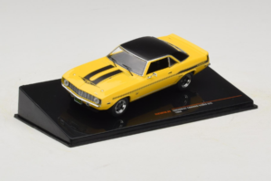 Chevrolet Camaro Yenko SYC Jaune IXO 1:43 CLC591N Métal — image 2 sur 4