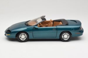 Chevrolet Camaro Z28 Cabriolet Vert American Muscle 1:18 7231D0 Métal — image 4 sur 8