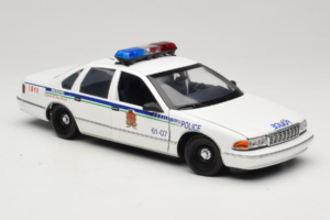 Chevrolet Caprice Canada Police UT Models 1:18 21023 Métal — image 6 sur 8