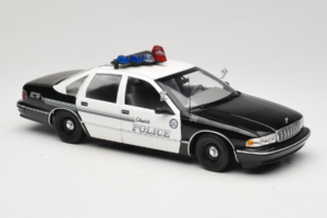 Chevrolet Caprice Glendale Police UT Models 1:18 21026 Métal — image 6 sur 8