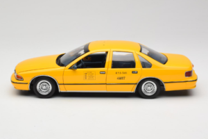 Chevrolet Caprice Taxi NYC UT Models 1:18 180142095-O1 Métal — image 4 sur 8