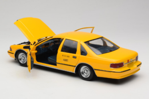 Chevrolet Caprice Taxi NYC UT Models 1:18 180142095-O1 Métal — image 5 sur 8