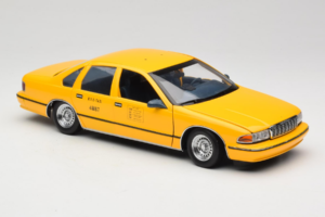 Chevrolet Caprice Taxi NYC UT Models 1:18 180142095-O1 Métal — image 6 sur 8