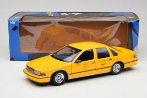 Chevrolet Caprice Taxi NYC UT Models 1:18 180142095-O1 Métal — image 8 sur 8