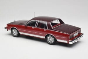 Chevrolet Caprice Rouge Métallique MCG 1:18 MCG18361 Métal — image 5 sur 6