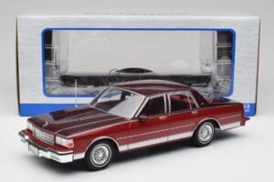 Chevrolet Caprice Rouge Métallique MCG 1:18 MCG18361 Métal — image 6 sur 6