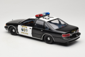 Chevrolet Caprice Californie Police UT Models 1:18 180142098 Métal — image 7 sur 8