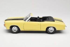 Chevrolet Chevelle SS 454 Jaune Maisto 1:18 531890 Métal — image 4 sur 8