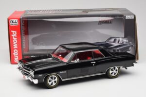 Chevrolet Chevelle Z-16 Noir American Muscle 1:18 AMM1061/06 Métal — image 8 sur 8