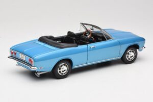 Chevrolet Corvair Monza Cabriolet Bleu Road Signature 1:18 92498 Métal — image 3 sur 8