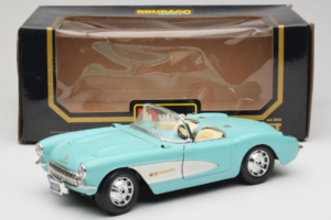 Chevrolet Corvette C1 Bleu & Blanc Bburago 1:18 3024-M2 Métal — image 8 sur 8