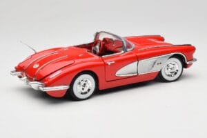 Chevrolet Corvette C1 Rouge Motormax 1:18 73100TC Métal — image 3 sur 8