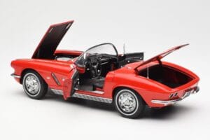 Chevrolet Corvette C1 Cabriolet Roman Rouge AUTOart 1:18 71102 Métal — image 5 sur 8