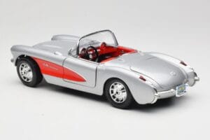 Chevrolet Corvette C1 Argent Bburago 1:18 3034 Métal — image 7 sur 8