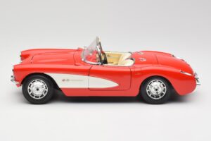 Chevrolet Corvette C1 Roadster Rouge Bburago 1:18 3024 Métal — image 4 sur 8