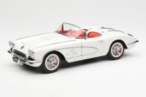 Chevrolet Corvette C1 Spider Hard Top Snowcrest Blanc AUTOart 1:18 71147 Métal