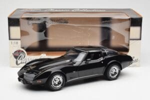 Chevrolet Corvette C3 Noir UT Models 1:18 21071 Métal — image 8 sur 8