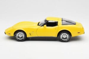 Chevrolet Corvette C3 Jaune UT Models 1:18 21074 Métal — image 4 sur 8