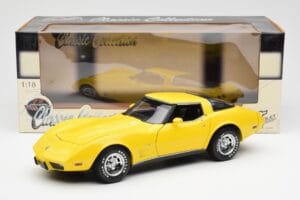 Chevrolet Corvette C3 Jaune UT Models 1:18 21074 Métal — image 8 sur 8