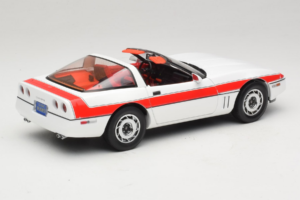 Chevrolet Corvette C4 A-Team Blanc GreenLight 1:18 13532 Métal — image 3 sur 8