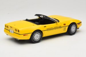 Chevrolet Corvette C4 Indianapolis 500 Pace Car Jaune Greenlight 1:18 11801-06 Métal — image 3 sur 8