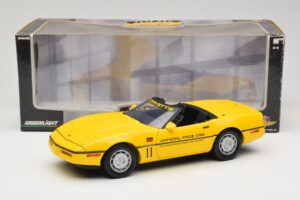 Chevrolet Corvette C4 Indianapolis 500 Pace Car Jaune Greenlight 1:18 11801-06 Métal — image 8 sur 8