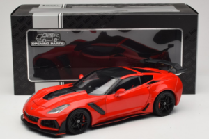 Chevrolet Corvette C7 ZR1 Torch Red IXO 1:18 18RDC243-FO Métal — image 8 sur 8
