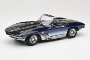 Chevrolet Corvette Mako Shark Bleu Foncé UT Models 1:18 21061 Métal