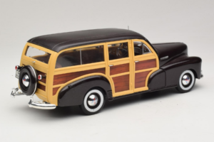 Chevrolet Fleetmaster Woody Noir Maisto 1:18 56043 Métal — image 3 sur 8