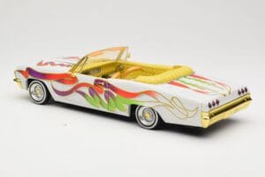 Chevrolet Impala Lowrider White Metallic Hot Wheels 1:18 27635 Métal — image 7 sur 8
