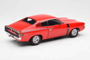 Chrysler Charger E49 Rouge AUTOart 1:18 71505 Métal — image 3 sur 8