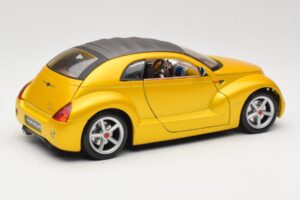 Chrysler Pronto Cruizer Or Maisto 1:18 50338 Métal — image 3 sur 8