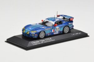 Chrysler Viper GTS-R #52 S. Belloc / F. Cochet / T. Treluyer 24 Hours of Le Mans 2002 Minichamps 1:43 499921452 Métal — image 2 sur 4
