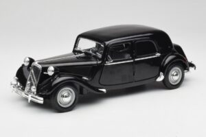 Citroën 15CV 6 Cyl Noir Maisto 1:18 31821 Métal