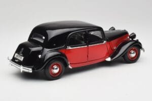 Citroen 15CV 6 Cyl Noir & Rouge Valmy Maisto 1:18 56009 Métal — image 3 sur 8