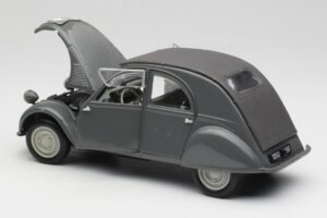 Citroen 2CV A Gris Tchibo 1:18 49418 Métal — image 5 sur 8