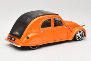 Citroen 2CV Orange Maisto 1:18 31321 Métal — image 3 sur 8