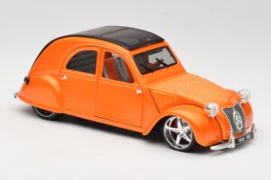 Citroen 2CV Orange Maisto 1:18 31321 Métal — image 6 sur 8