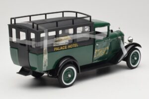 Citroen C4 F Palace Hotel Vert Solido 1:18 118303-00 Métal — image 2 sur 6