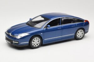 Citroen C6 Bleu Bburago 1:18 18-12073 Métal