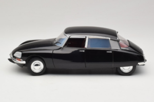 Citroen DS Special Noir Dickie Solido 1:18 S1800708 Métal — image 4 sur 8